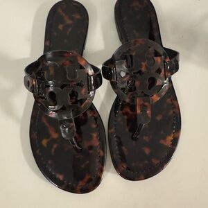 Tory Burch Miller Tortoise Shell Patent sz 9.5